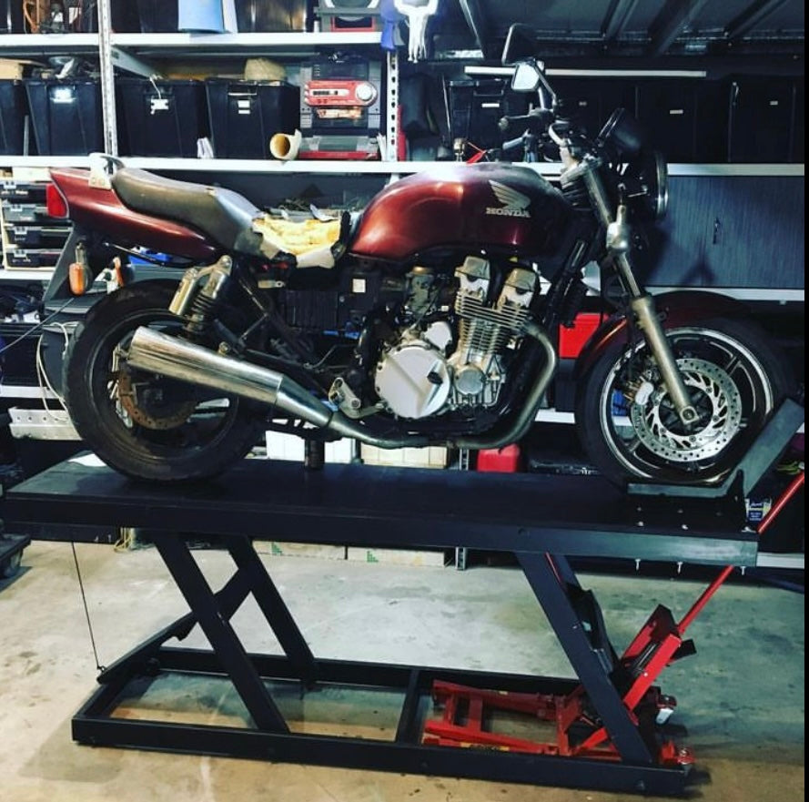Cafe Racer Garage